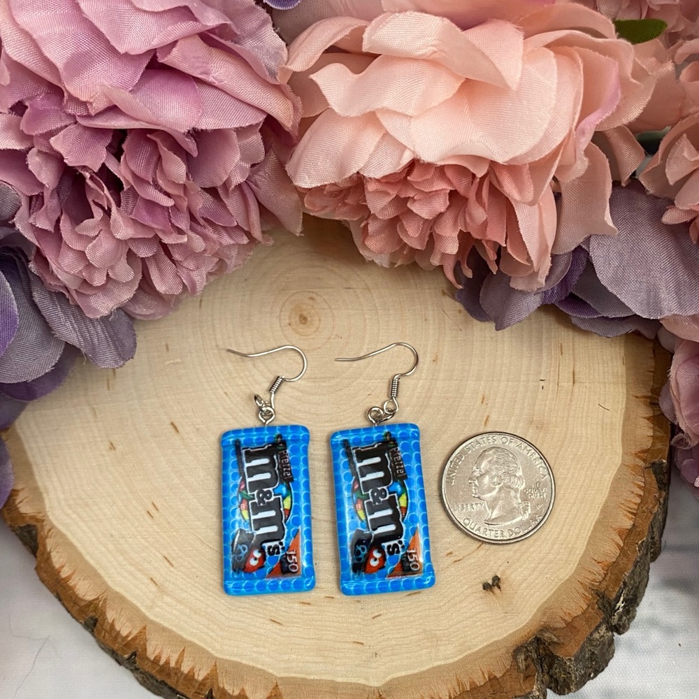 Whimsical Pretzel M&M Chocolate Candy Earrings - Picture 9 of 10